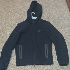 Nike Men's Dark Gray Hooded Performance Jacket